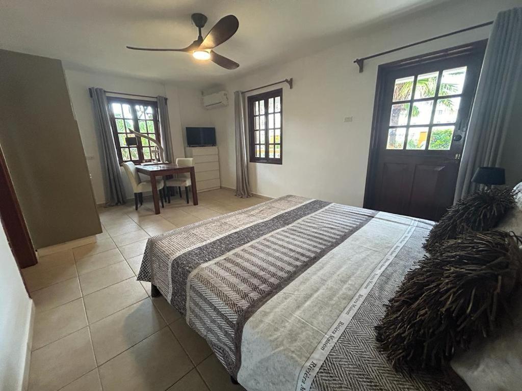 Landhuis Belnem Bonaire 크랄렌데이크 외부 사진